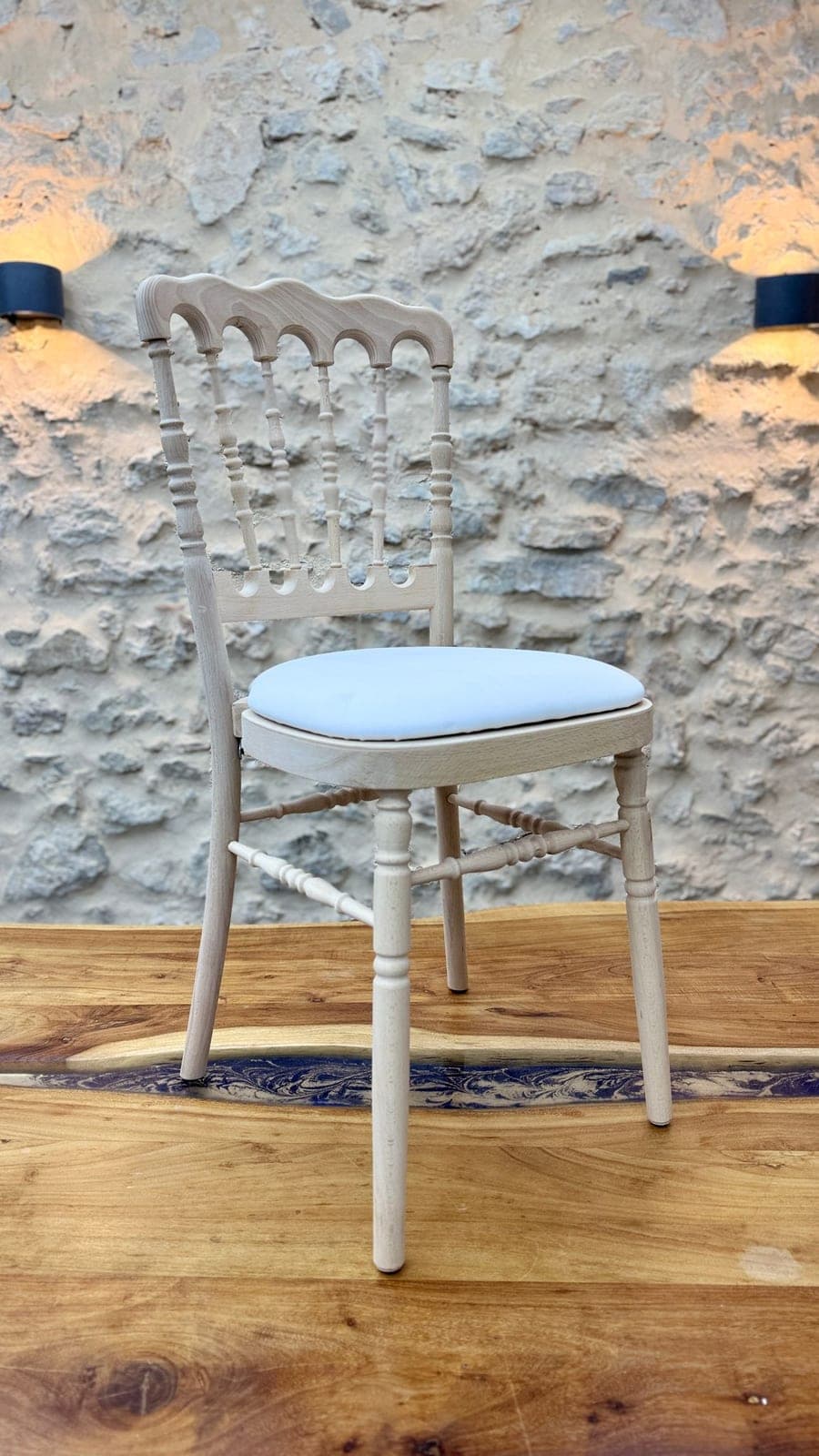 Chaise Napoléon III en bois brut (vue 4)